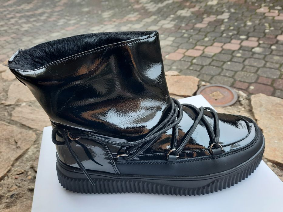 Vând ghete dama negre