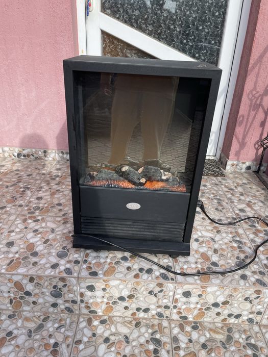 Şemineu electric ornamental