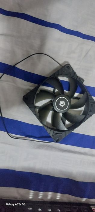 Vând ventilator pc