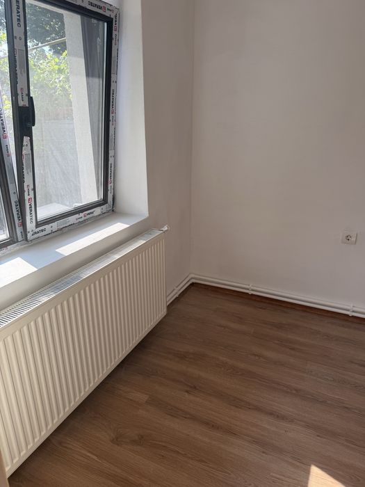 Vand Casa  340 m2 ,90 mii euro zona pompieri