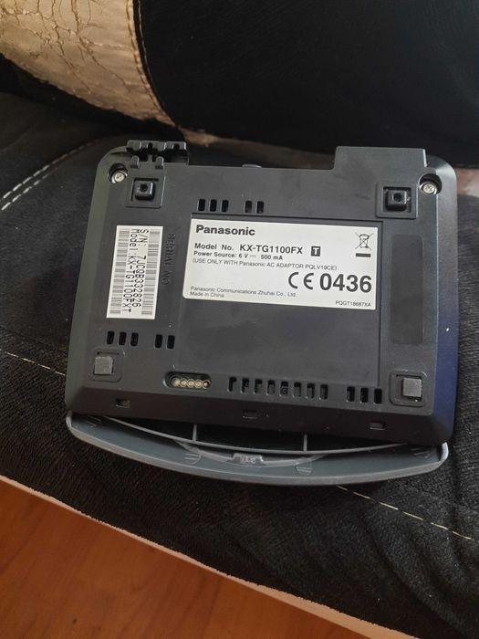 Продавам домашен телефон ПАНАСОНИК-KX-TG1100FX