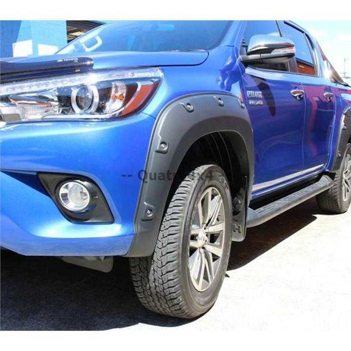 Overfendere extensii roti Toyota Hilux Revo 2015+