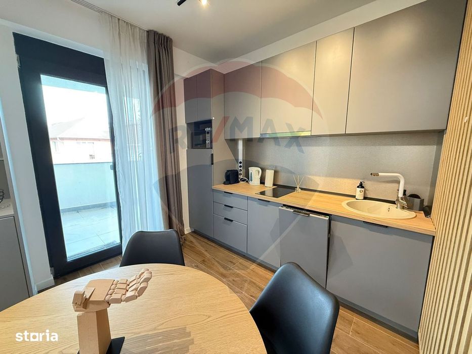 Apartament cu 2 camere de închiriat în zona Ultracentral