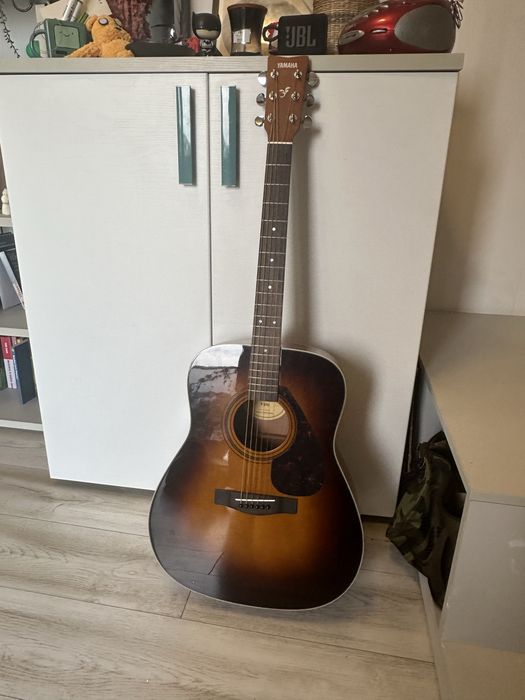 Chitara Acustica Yamaha
