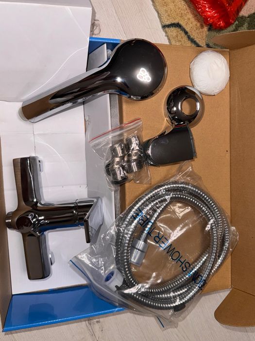 Срочно продам  новый смеситель для душа