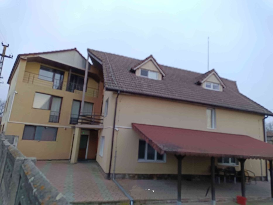 Hostel, Pensiune, Cazare, 18 Camere, 37 locuri, Autorizat ISU