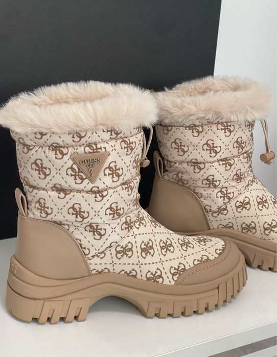 Guess топли ботуши апрески