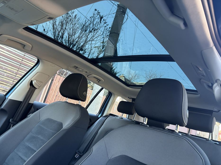 VOLKSWAGEN  GOLF. Vll EURO 6  fab 2017/Panoramic/Navi/Camera/carte ser