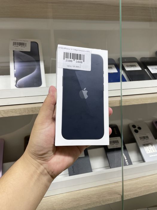 Телефон  айфон IPhone 13 128gb