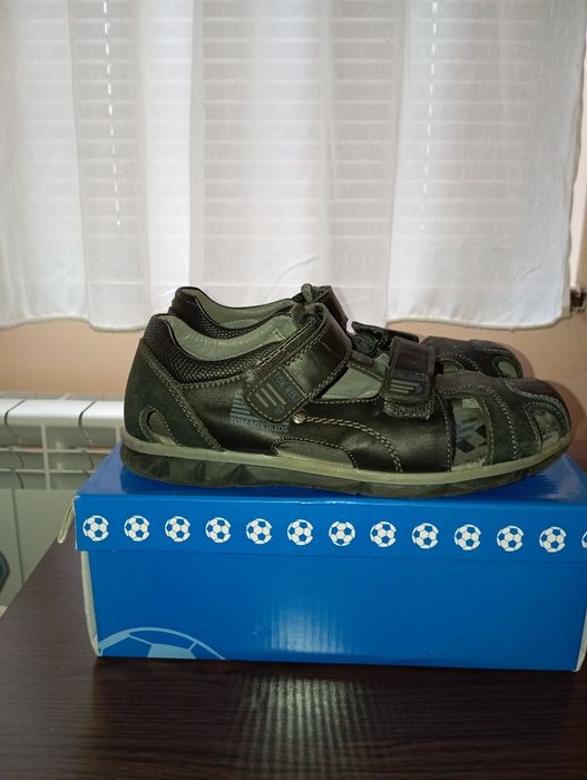 Сандали за момче