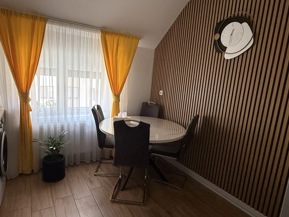 Apartament cu 3 camere