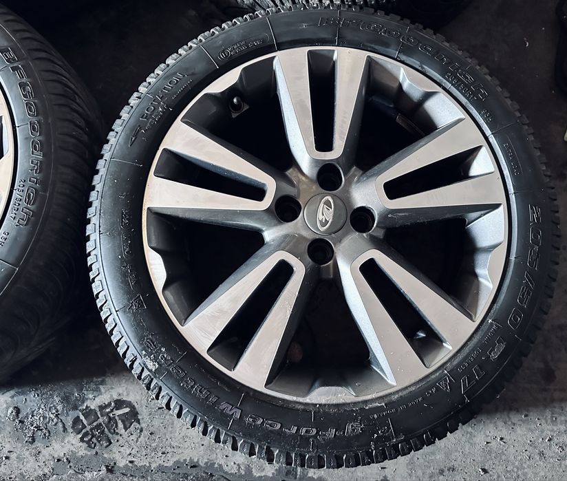 Продам колеса на Lada