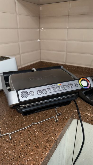 Продам умный Opti grill GC716D12