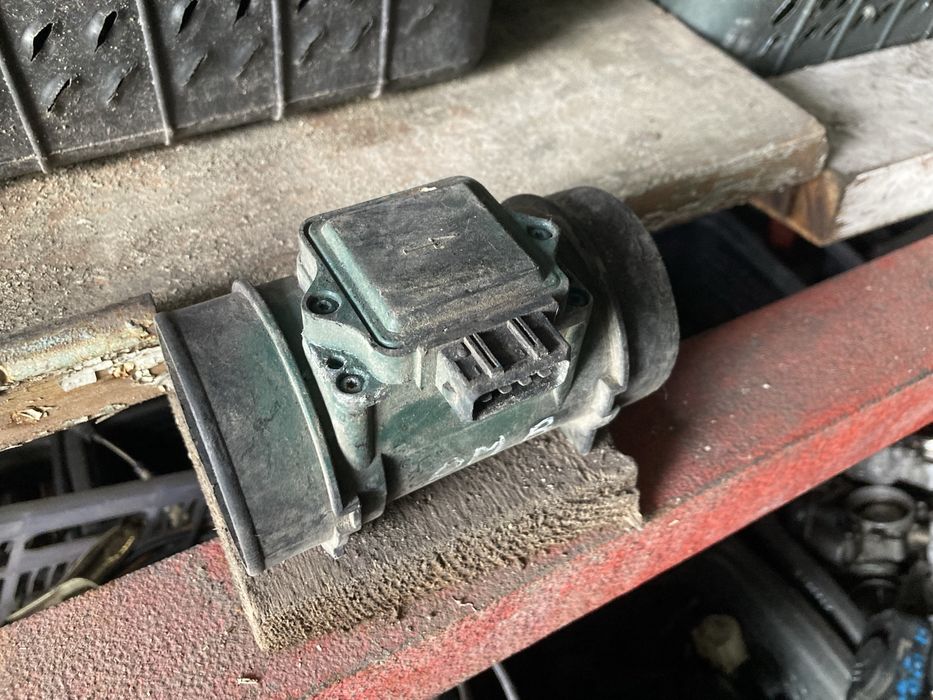 ДМРВ расходомер воздуха Опель Вектра Б Омега Б / Opel Vectra B Omega B