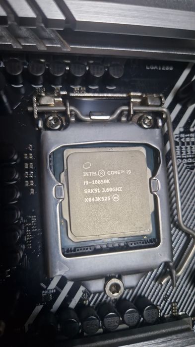 Процессор Intel Core i9-10850K
Модель: Intel Core i9-10850K
Заголовок: