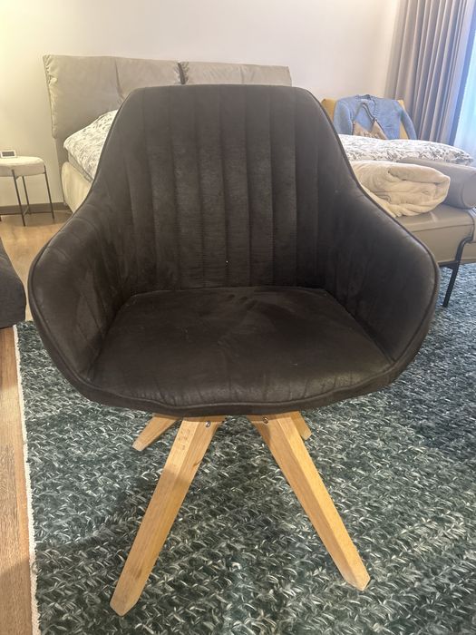 Vand scaun Momax,in stare buna