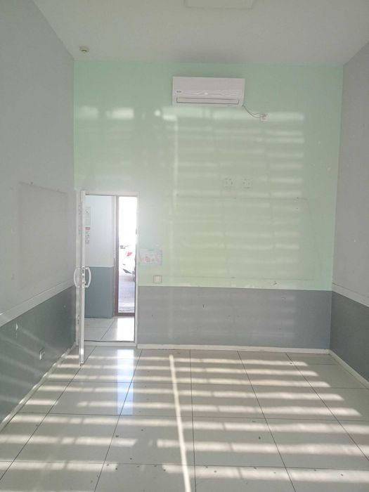 Ц-4. Ориентир -  Алайский базар, Помещение 4 кабинета, 100 м2