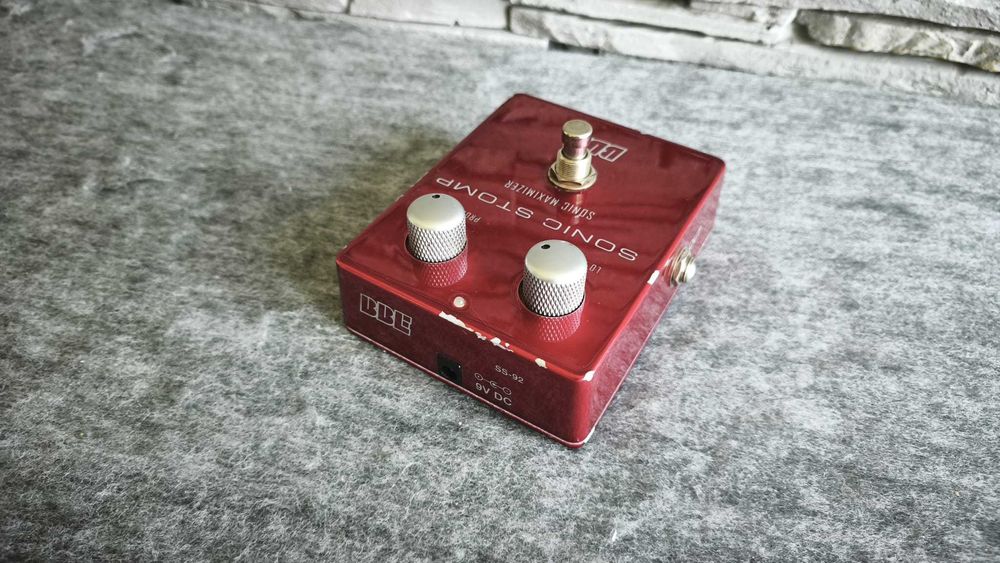 BBE Sonic Stomp Sonic Maximizer – pedală enhancer pentru chitară și bass, claritate și conturarea sunetului