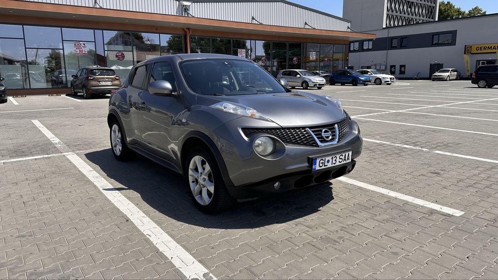 Nissan Juke  F15