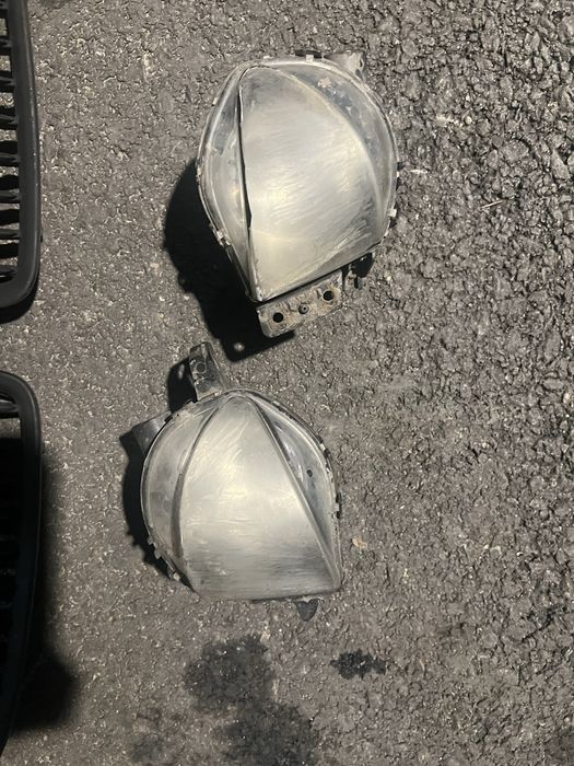 Proiectoare ceață + grile BMW e90