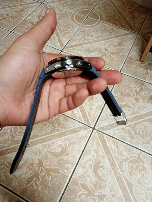 Ceasul electronic Martyn Liner model 3038# din Japonia este un cronogr