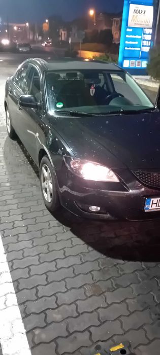 vând mazda 3 an 2006 preț 1500 negociabil