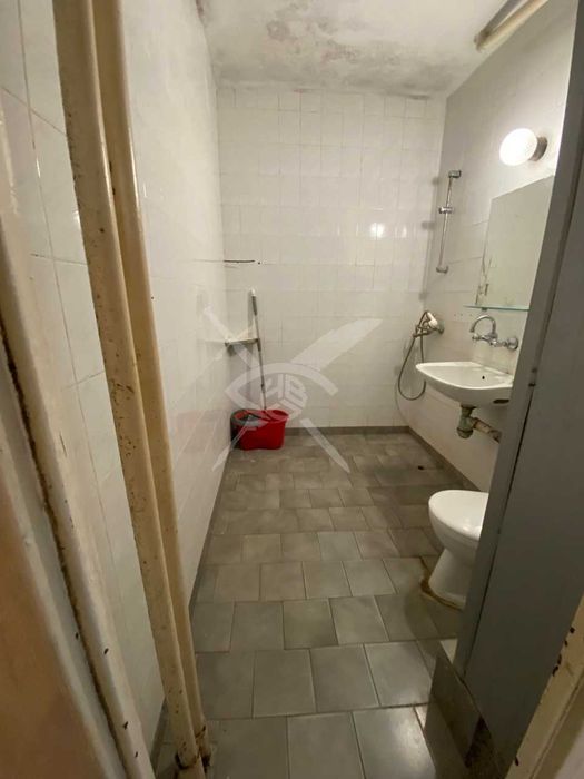 Продава се Тристаен апартамент в Пловдив, Кючук Париж - 86 кв.м за 1396 €/кв.м - Снимка #14