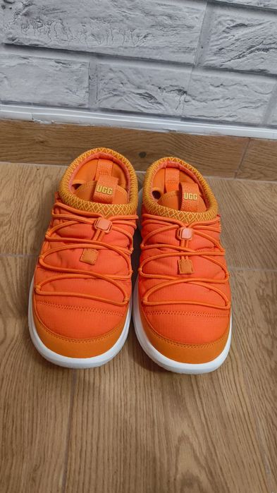 Adidași UGG/ Ghete Ecco / Ghete Reiker