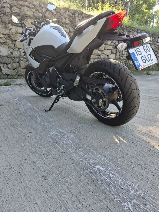 Vand YAMAHA XJ6n 2014