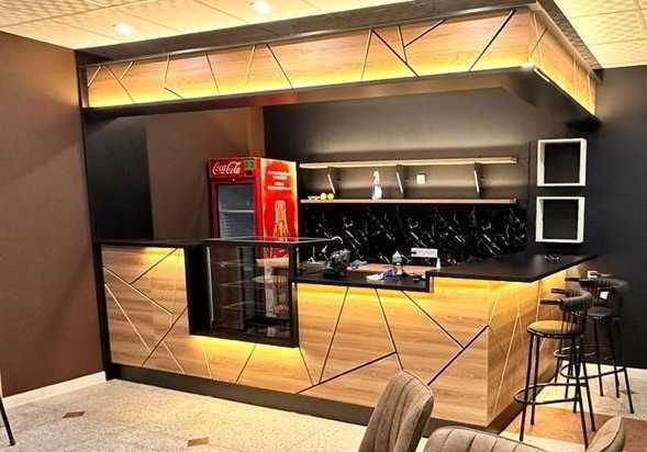 Продаются барные стойки