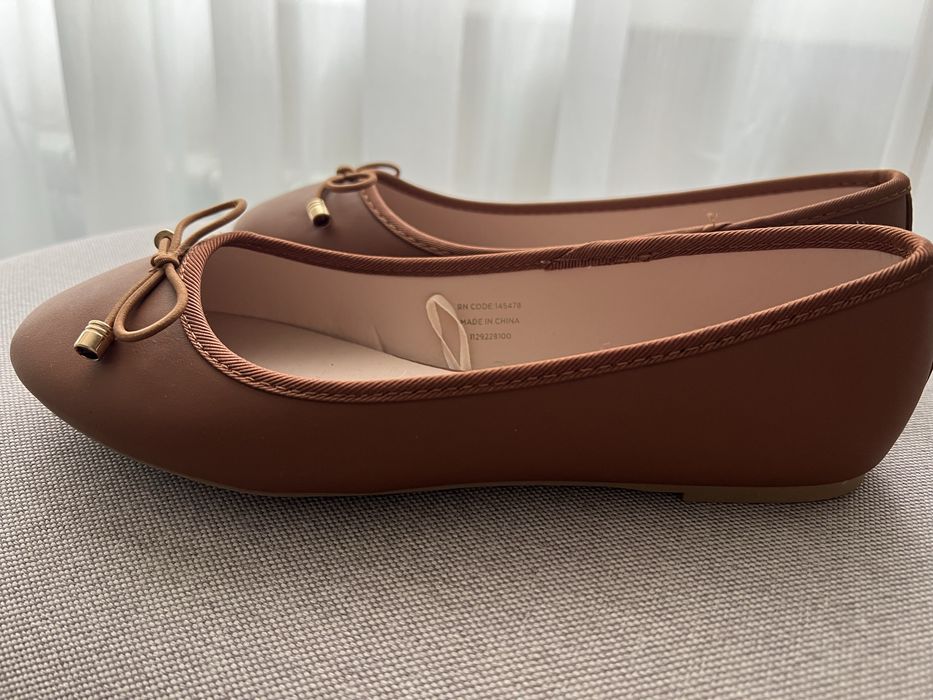 Обувки - тип “пантофки”  НОВИ