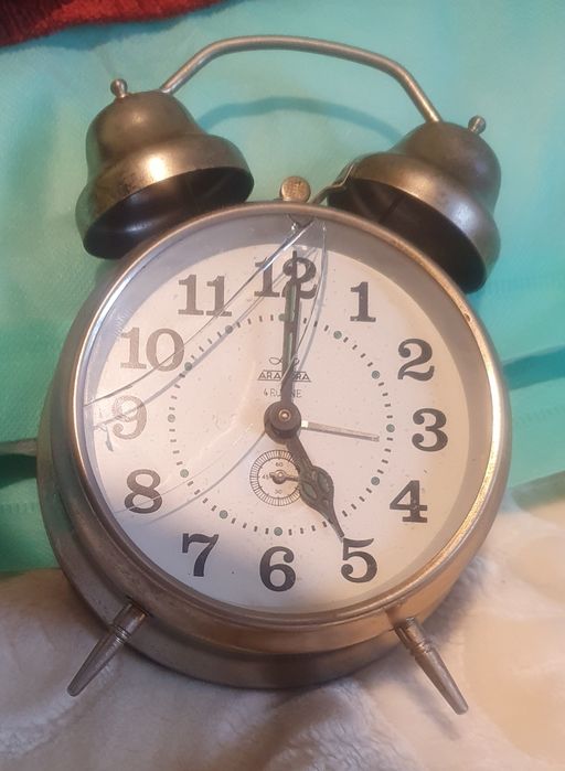 Ceas mecanic Andora/Nefunctionabil