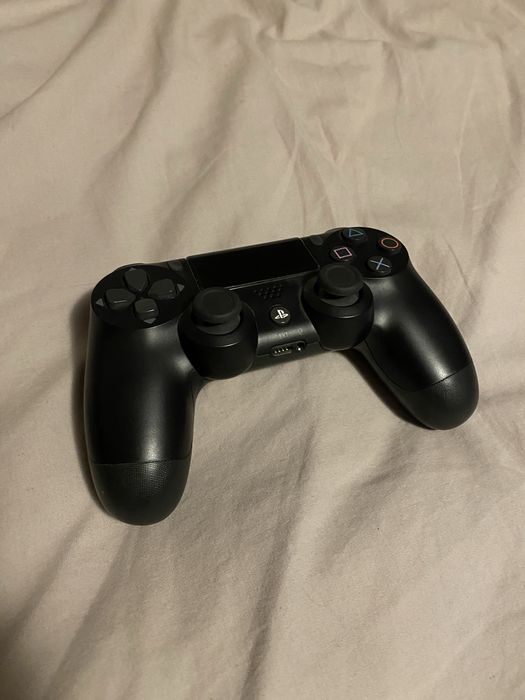 Sony PS4 DualShock 4 – Оригинален контролер