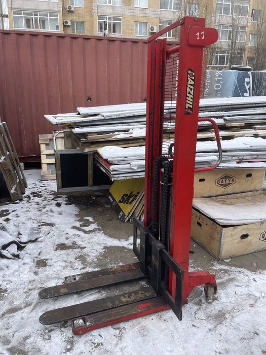 Гидравлический штабелер