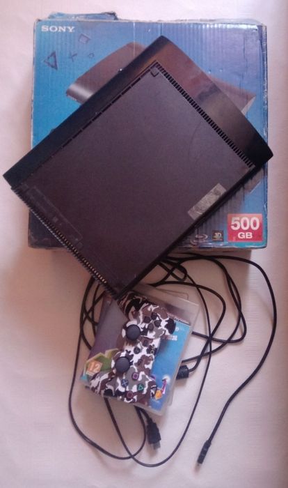 Пс3 СуперСлим 500гб+25 игр внутри приставки