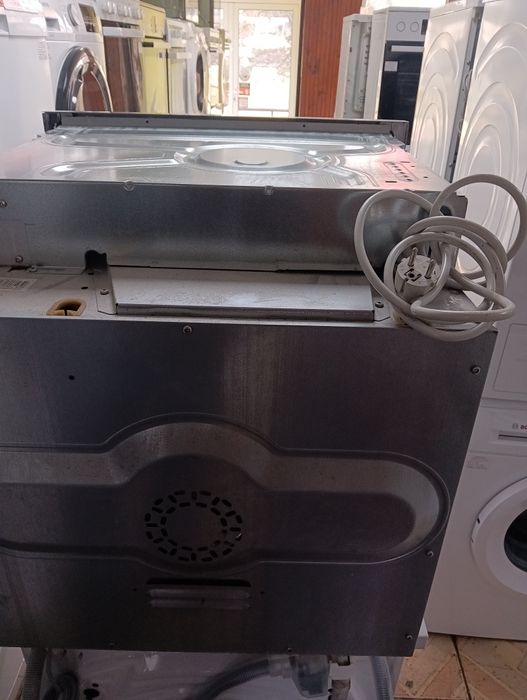 Иноксова фурна за вграждане Миеле Miele Made in Germany 2 год.Гаранция