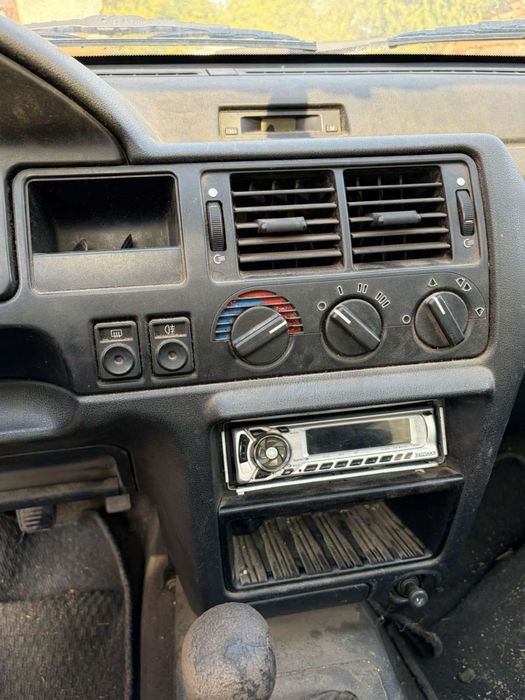 Ford Escort на части