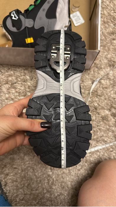 Продам зимние сапоги