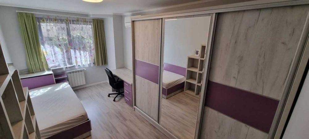 Дава се под наем Четиристаен апартамент в София, Младост 3 - 130 кв.м за 1250 € - Снимка #11