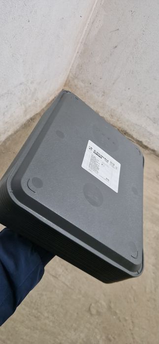 Продам подносы пластиковые Ikea