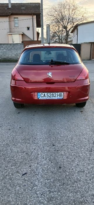 Продавам Пежо 308, 1.6 бензин 2009 година