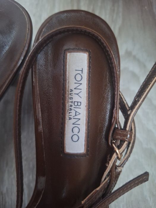 Slingbacks Tony Bianco cu barete multiple, mărimea 37, maro ciocolatiu