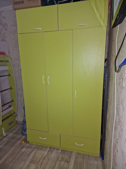 шкаф с онтрисолью