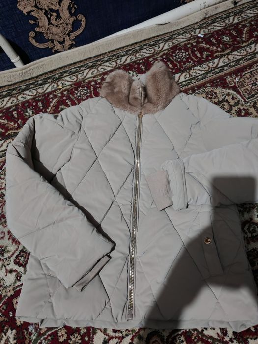 Женская куртка сатылады