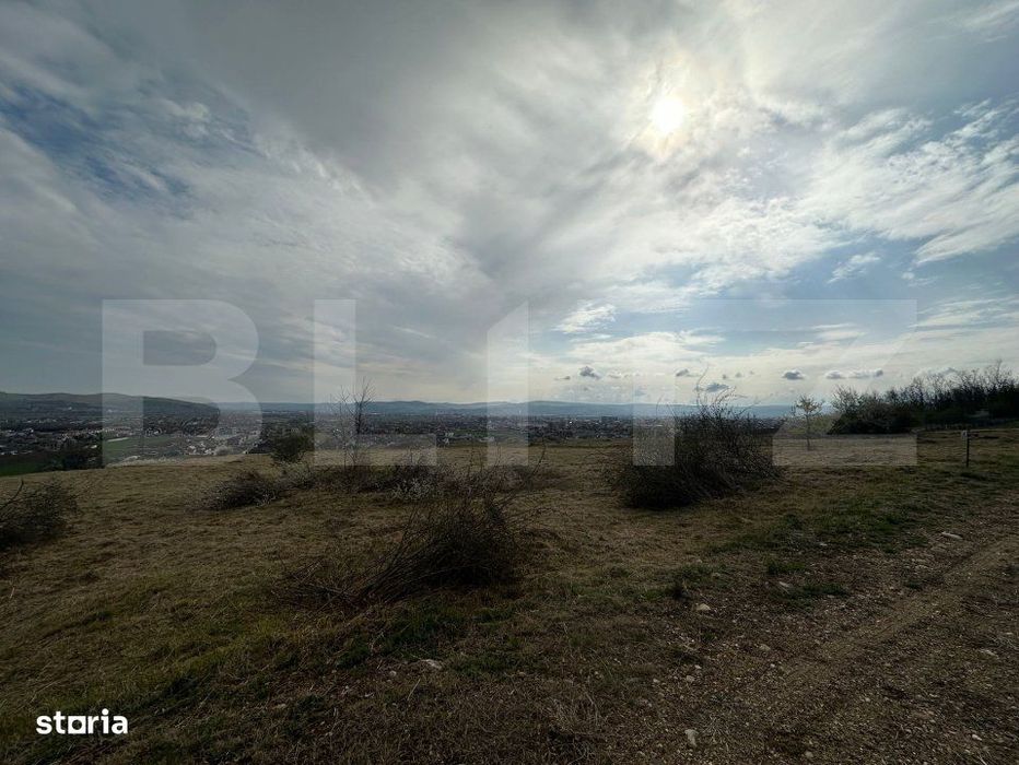 Teren intravilan de vanzare, 660 mp, zona Micesti