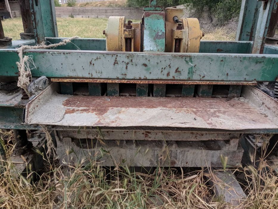 Шлакоблочный станок