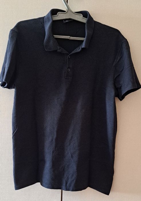 Поло , фирма де факто  Состояние отличное. Размер л