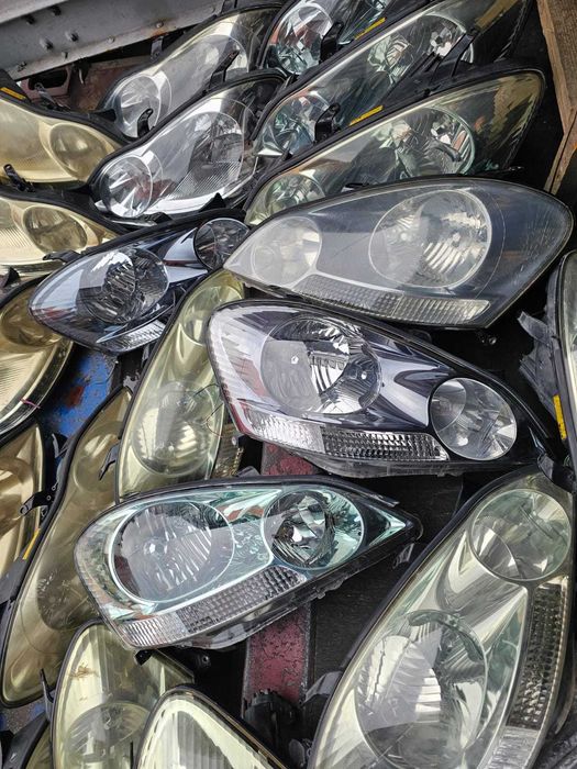 Фары на Тойота ipsum