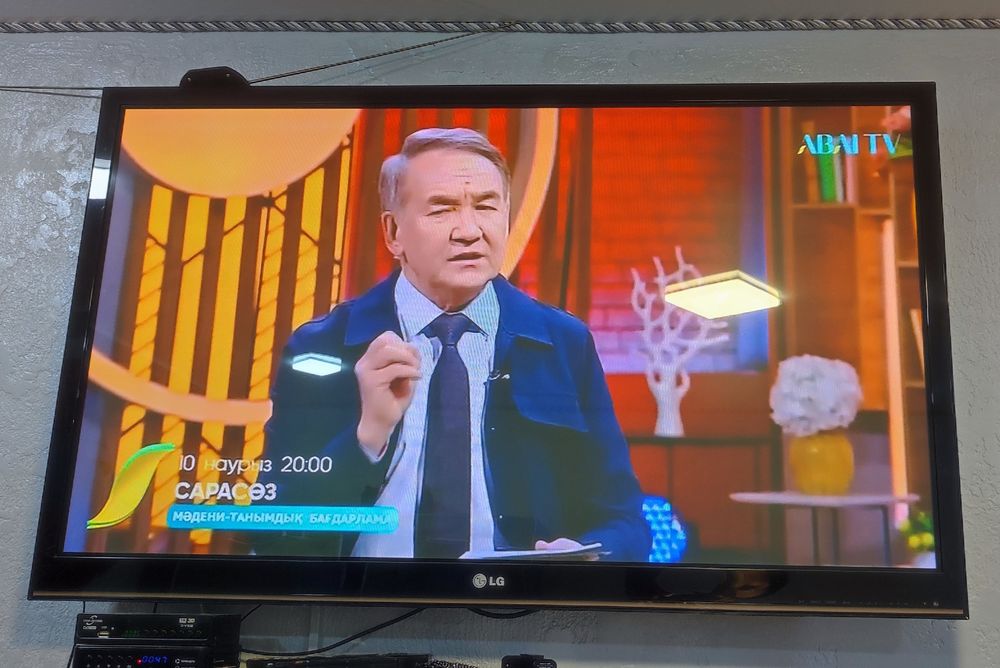 Продам телевизор