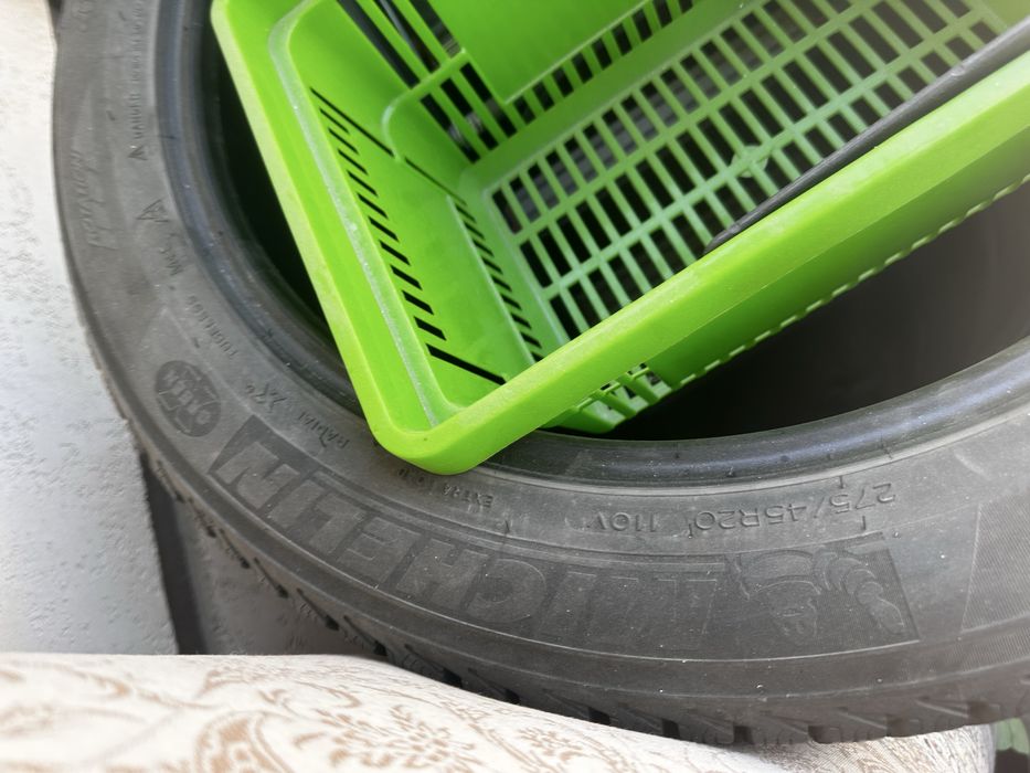 Шины зимние MICHELIN  latitude 275/45/R20